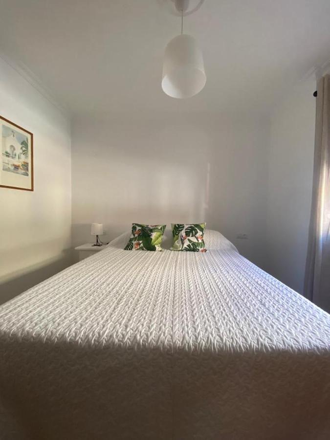 Apartamento Familiar En Barrio Reina Victoria Huelva Ngoại thất bức ảnh